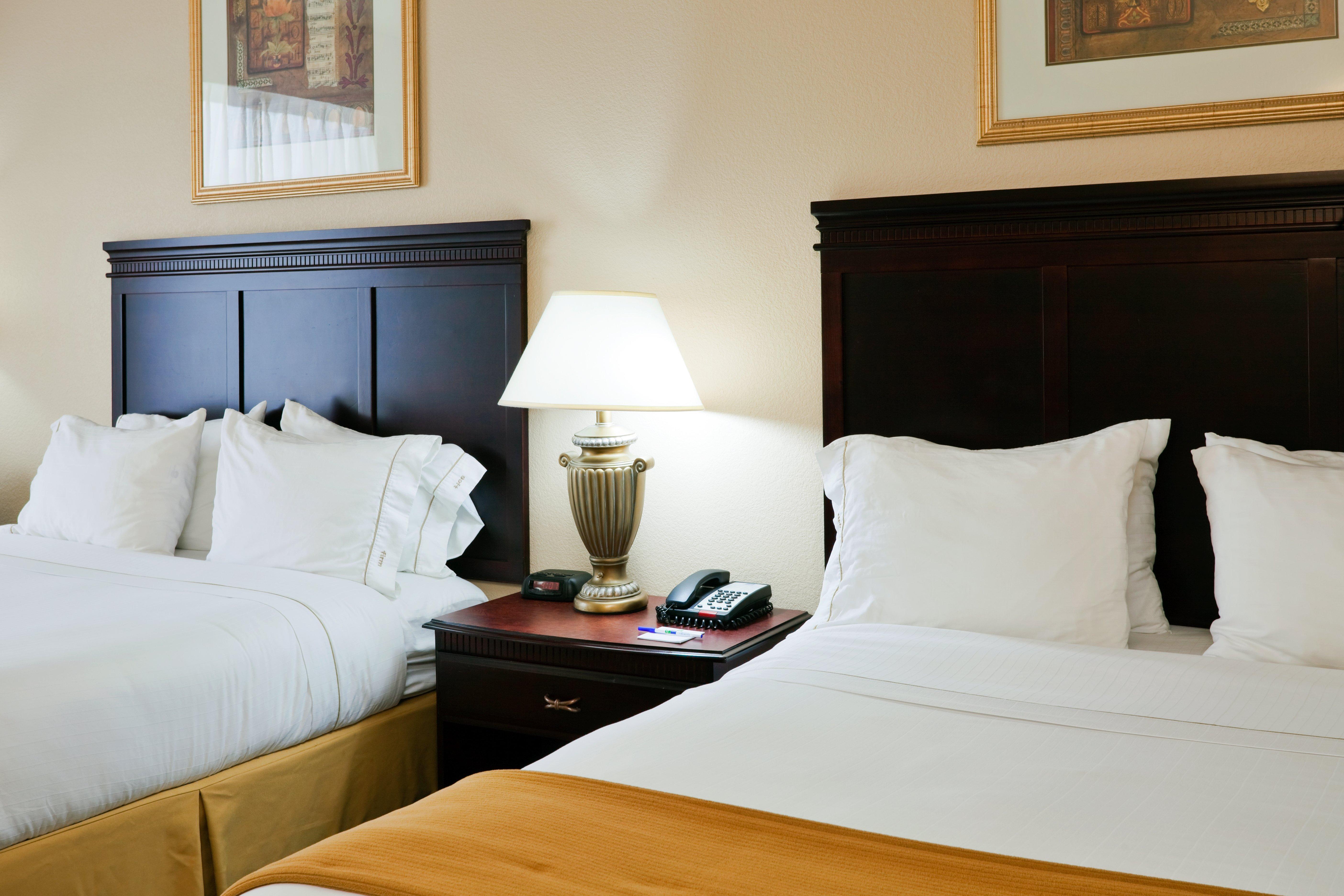 Holiday Inn Express Hotel & Suites Pell City Room photo